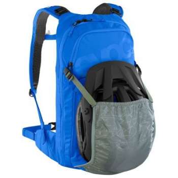 Stage Backpack + 2 Liter Bladder